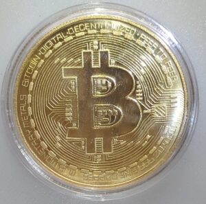 BITCOIN Gold Plated Souvenir COIN in capsule - BEAUTIFUL!
