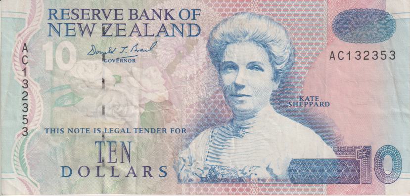 NEW ZEALAND 10 DOLLAR 1993-98 P178a VF